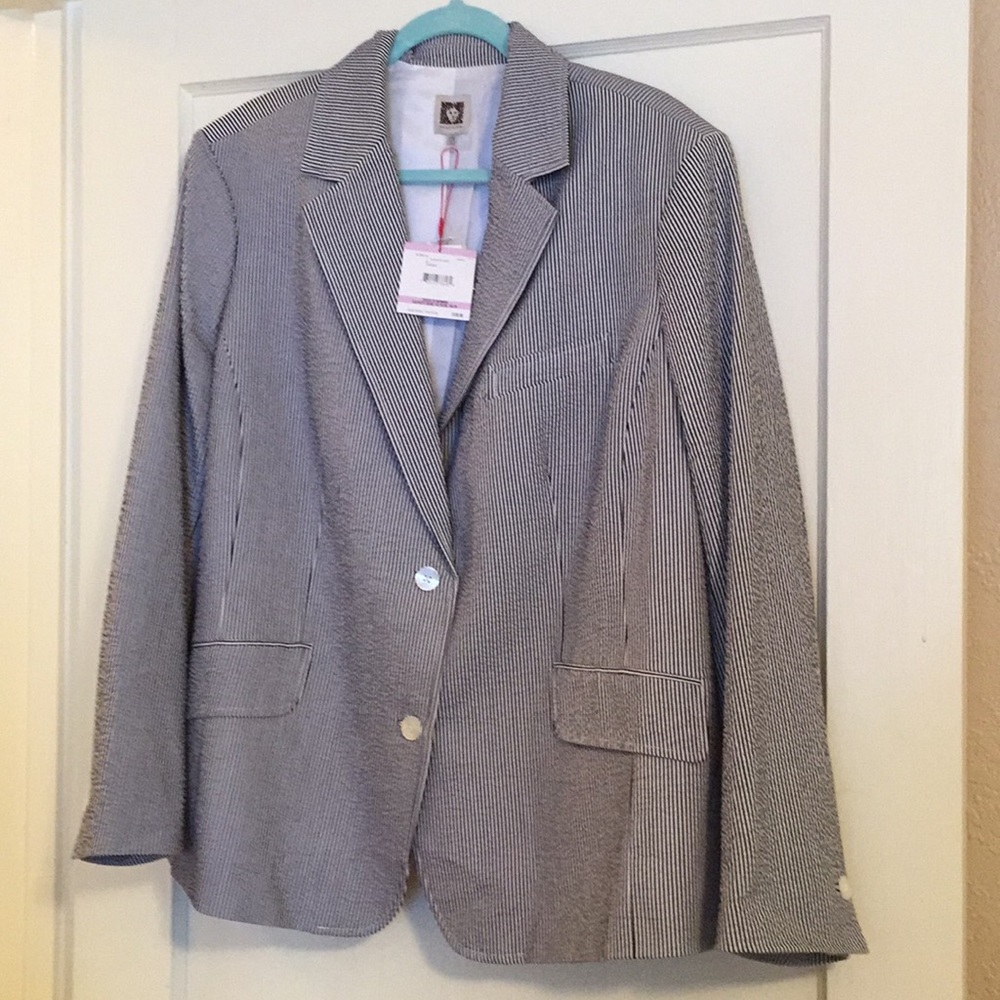 CKEARANCE!! Anne Klein 22W Seersucker Blazer
